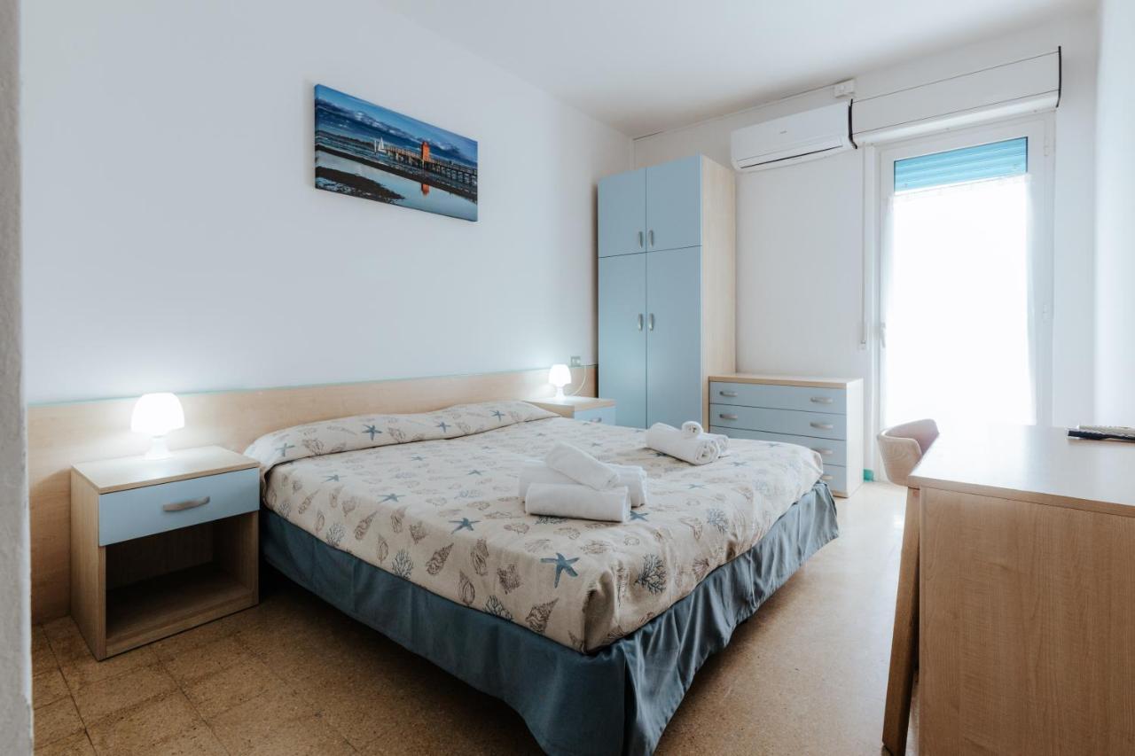 Hotel Villa Franca Lignano Sabbiadoro Bagian luar foto