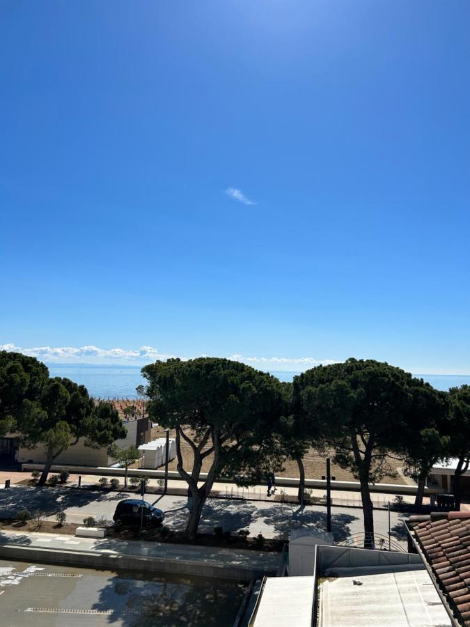 Hotel Villa Franca Lignano Sabbiadoro Bagian luar foto